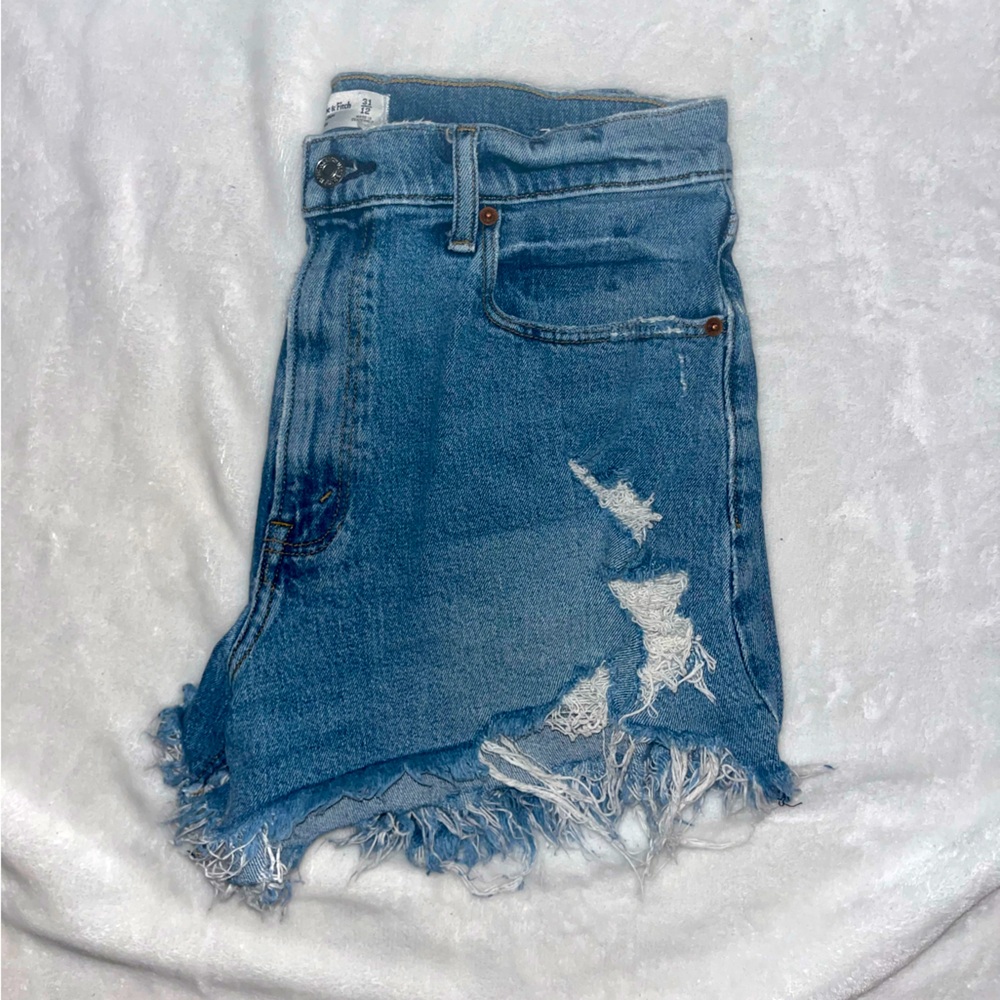 Abercrombie & Fitch High Rise Mom Short- Curve Love